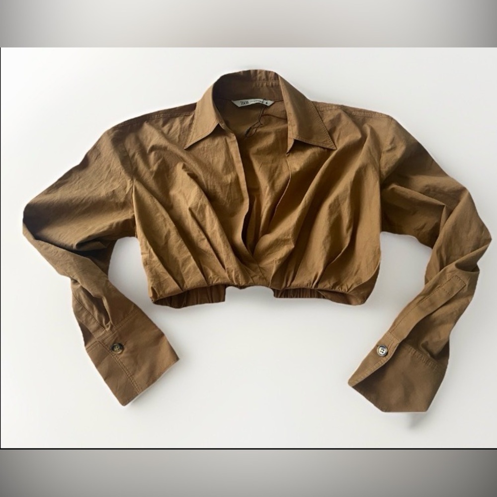 Zara women's  V-neck lapel collar cropped poplin shirt in dark tan caramel XS